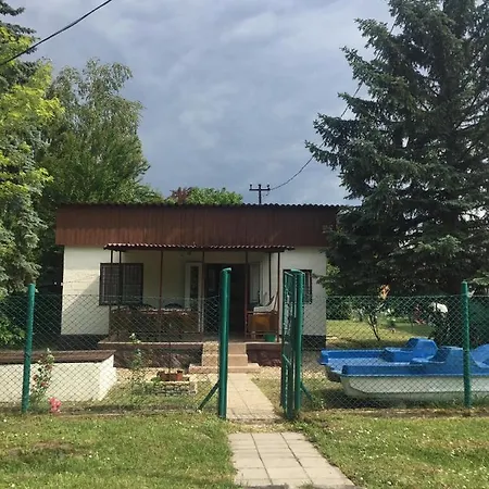 Napfény Apartman Appartamento